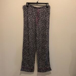 Simply Vera Vera Wang Womens sleep/lounge pants. Very Soft. Animal Print. M.‍‍‍‍